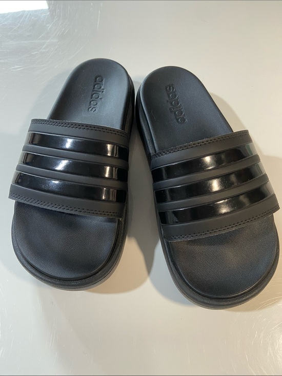 Shoes - Adidas Adilette Platform Slides in Core Black.